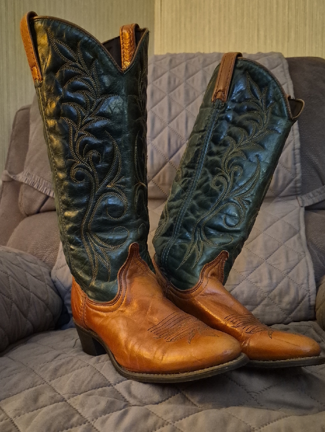 Classic Two-Tone Womans Leather Cowboy Boots - Brown & Dark Green